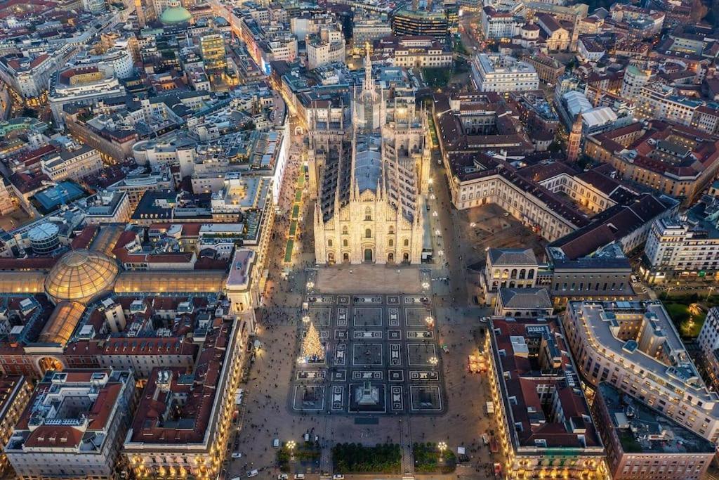 Duomo 10 Min Luxury • Terrazzo • Wi-Fi • Netflix Lejlighed Milano Eksteriør billede